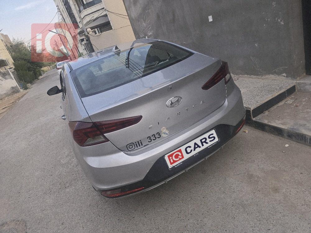 هيونداي النترا